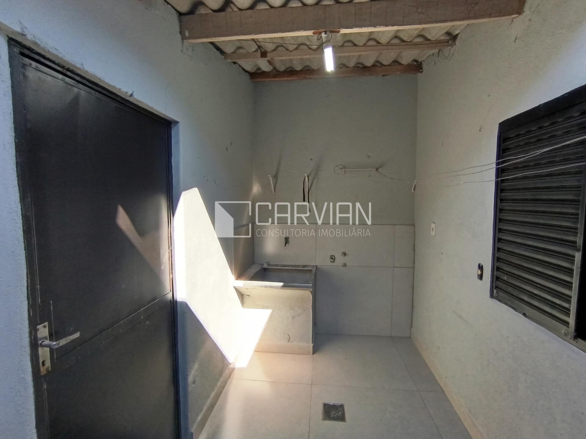 Casa à venda com 3 quartos, 1 banheiro, 4 vagas e 157m² no Vila Tiberio, Ribeirão Preto (SP) — foto 17 de 19