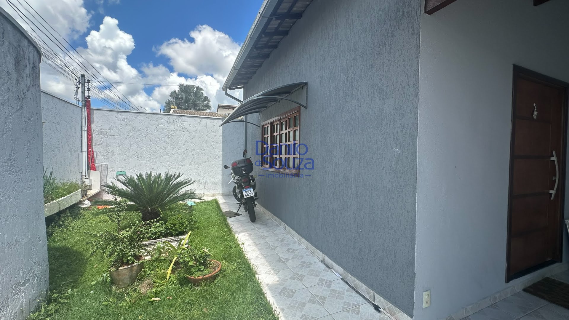 Casa à venda com 3 quartos, 1 suíte, 4 vagas e 150m² no Jardim Europa I, Araxá (MG) — foto 3 de 15