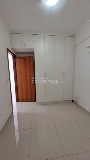 Quarto 2 - Armário