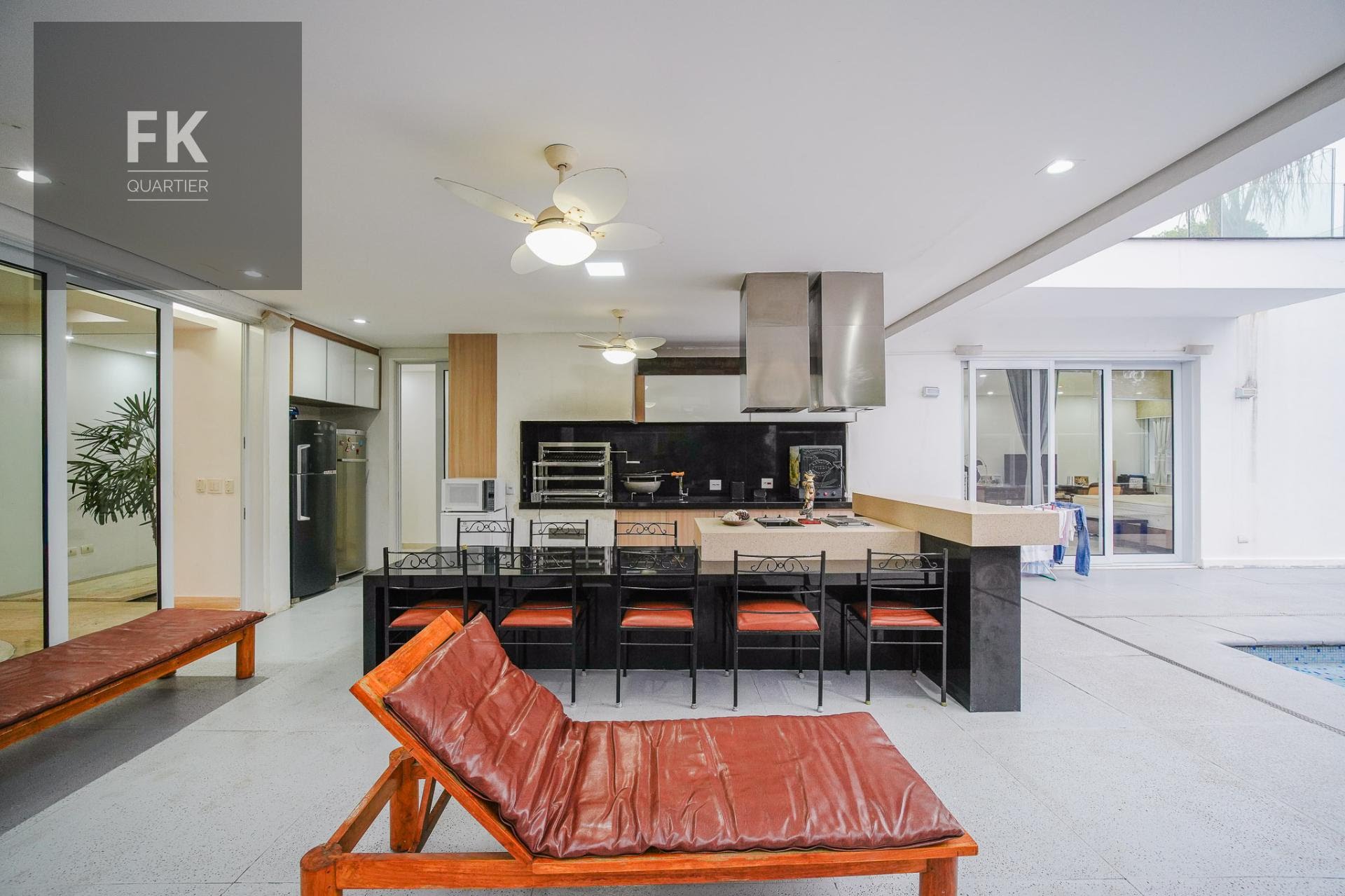Casa à venda com 5 quartos, 5 suítes, 4 vagas e 598m² no Alphaville, Santana de Parnaíba (SP) — foto 10 de 30