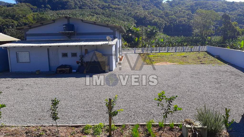 Frente Terreno e Galpão