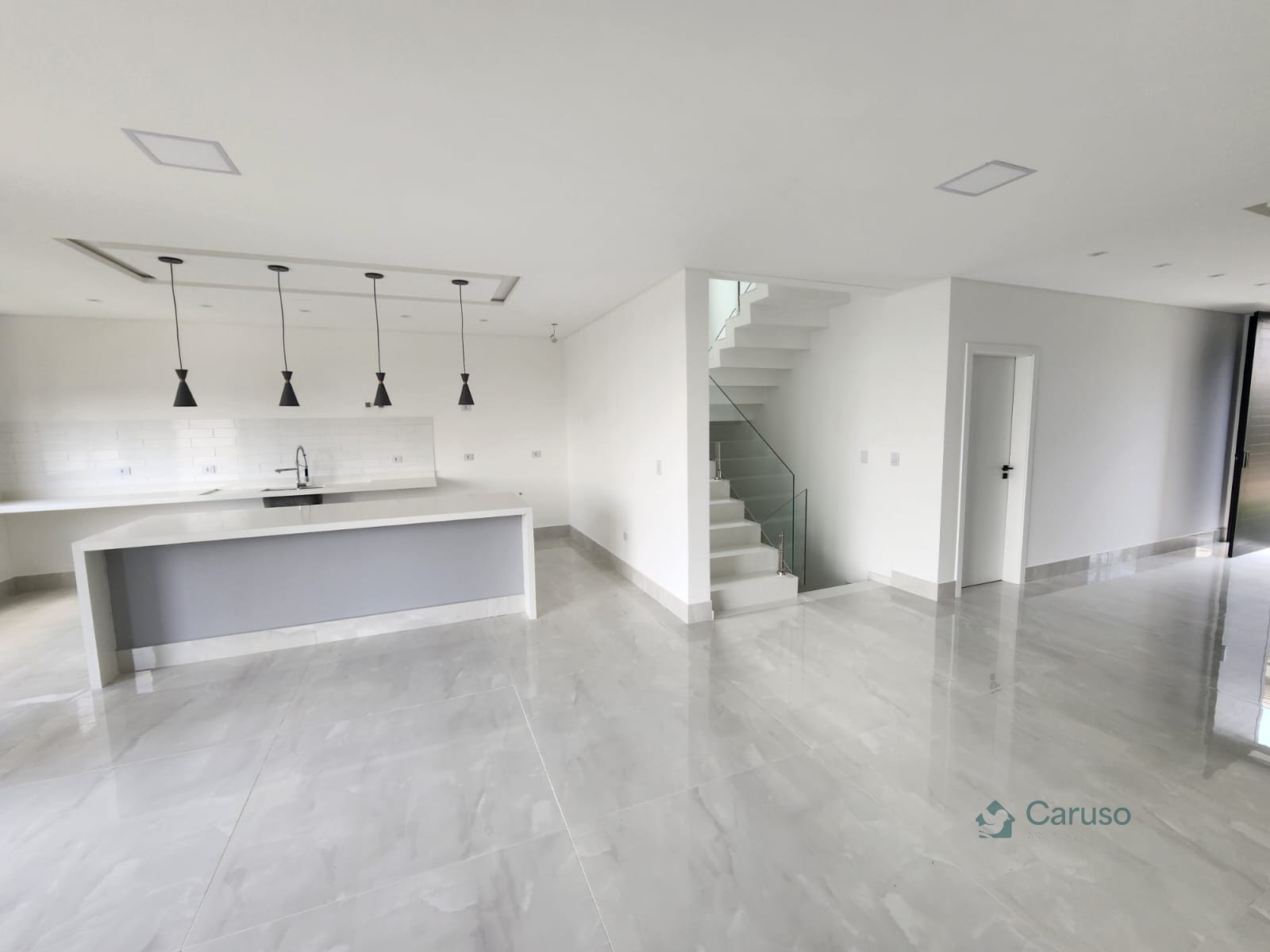 Casa à venda com 4 quartos, 4 suítes, 4 vagas e 300m² no Condomínio Real Park, Arujá (SP) — foto 10 de 18