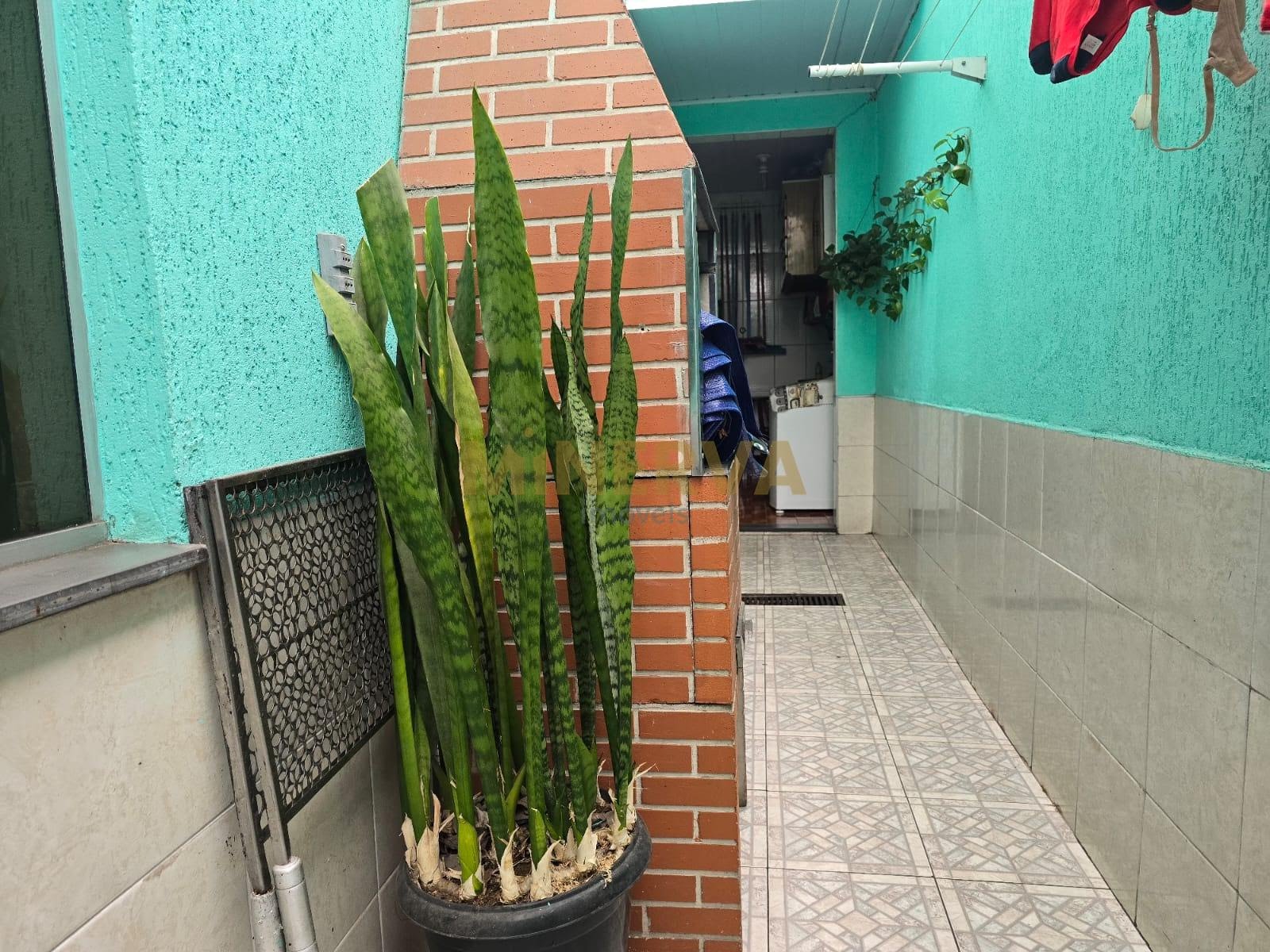 Casa à venda com 3 quartos, 1 suíte, 2 vagas e 170m² no Jardim Bela Vista, Guarulhos (SP) — foto 21 de 27