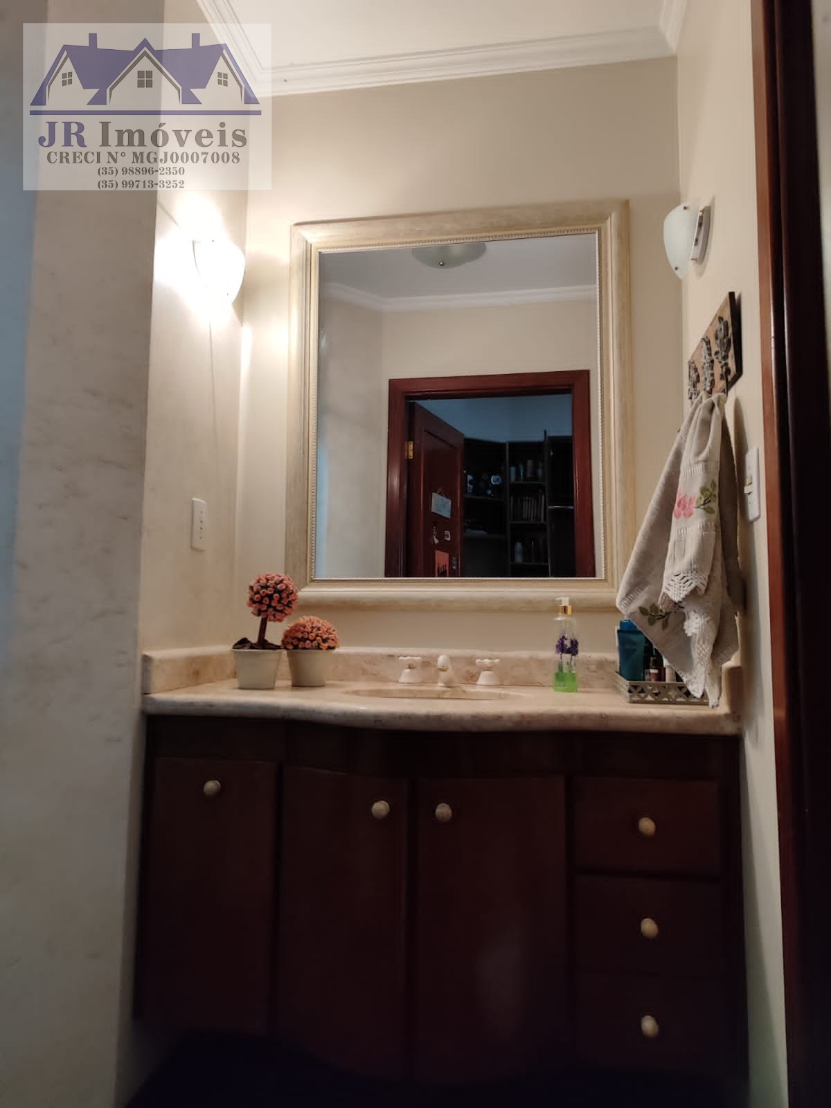 Casa à venda com 3 quartos, 1 suíte, 2 vagas e 367m² no Pinheirinho, Itajubá (MG) — foto 16 de 30