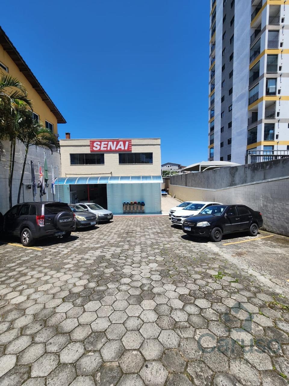 Comercial à venda com 630m² no Chácara São José, Arujá — foto principal