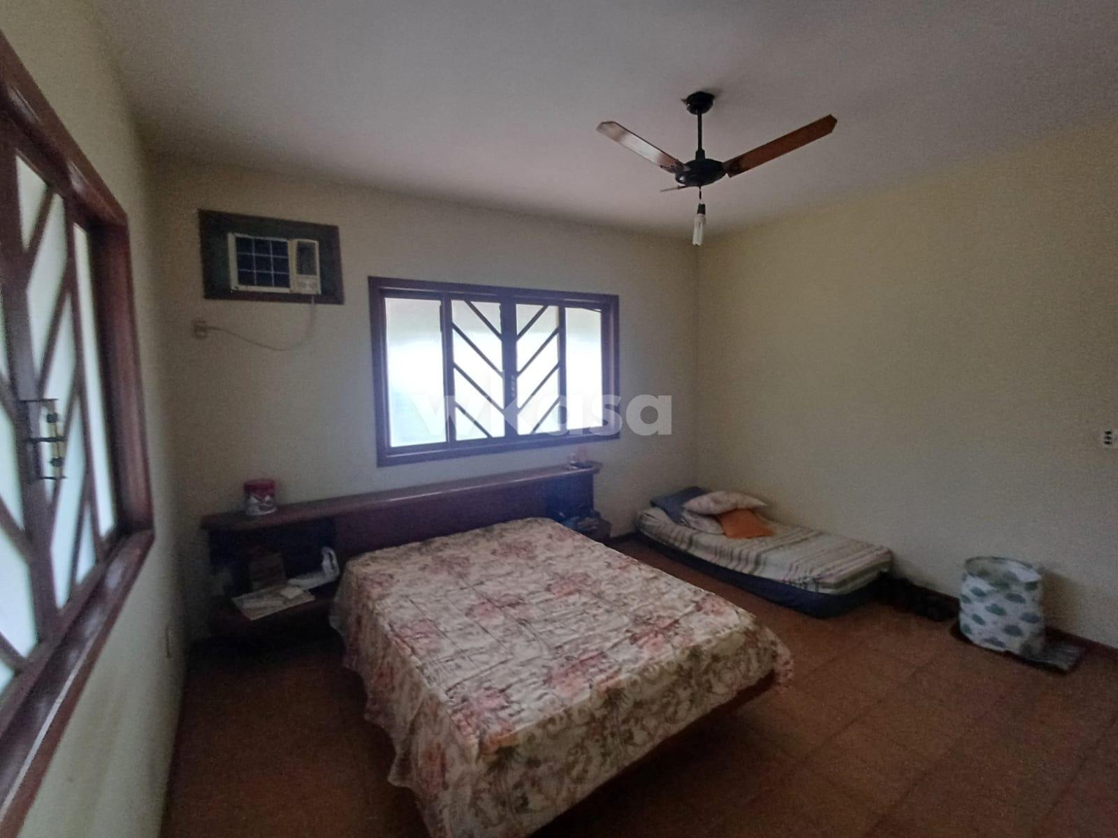 Casa à venda com 4 quartos, 1 suíte, 20 vagas e 404m² no Serra Sede, Serra (ES) — foto 13 de 15