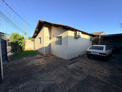 Casa com Área Gourmet no Condomínio Apoena Meireles – Coronel Antonino