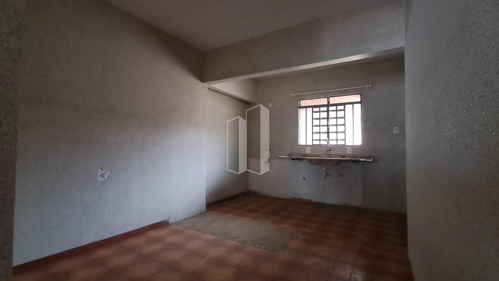 Casa à venda com 3 quartos, 1 suíte, 2 vagas e 435m² no Setor Coimbra, Goiânia (GO) — foto 4 de 7