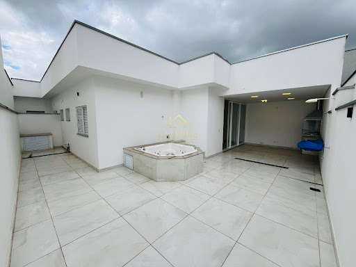 Casa de Condomínio em Parque Ibiti Reserva - Sorocaba, SP, 03 suítes, Ofurô, 04 vagas de Garagem