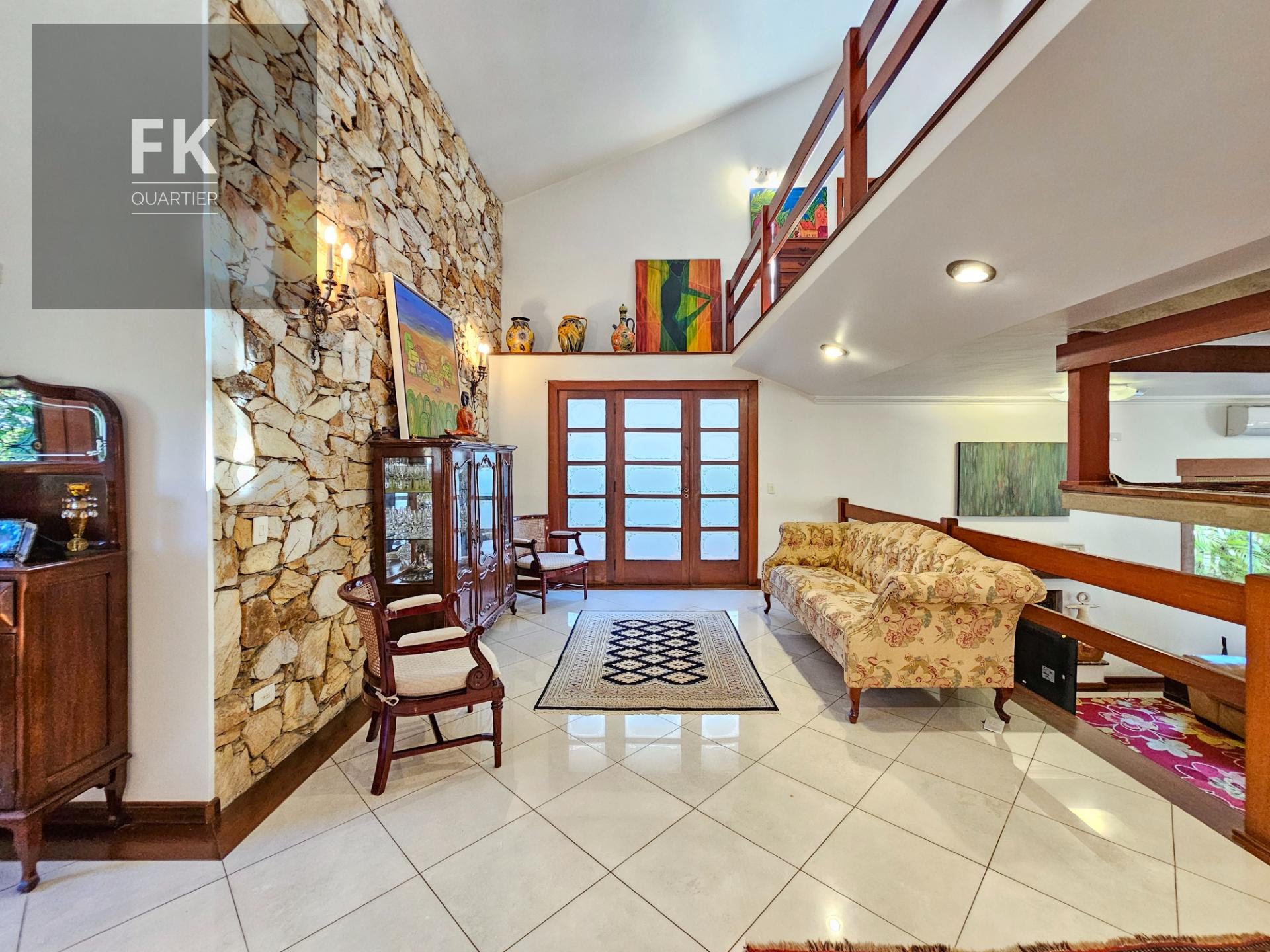 Casa à venda com 3 quartos, 3 suítes, 6 vagas e 350m² no Alphaville Residencial Dois, Barueri (SP) — foto 9 de 30