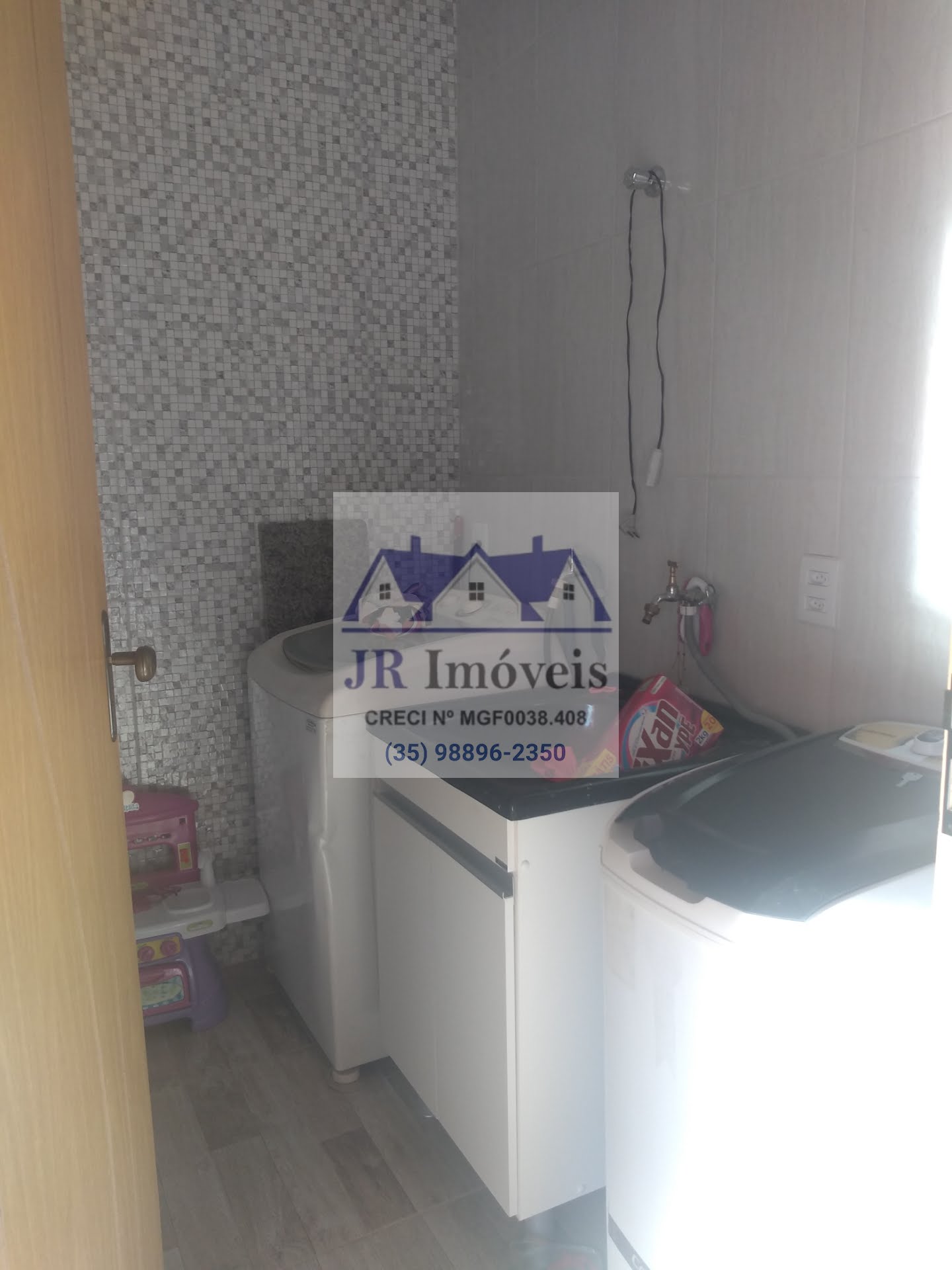 Casa à venda com 2 quartos, 1 banheiro, 2 vagas e 250m² no Santa Barbara, Piranguinho (MG) — foto 18 de 29