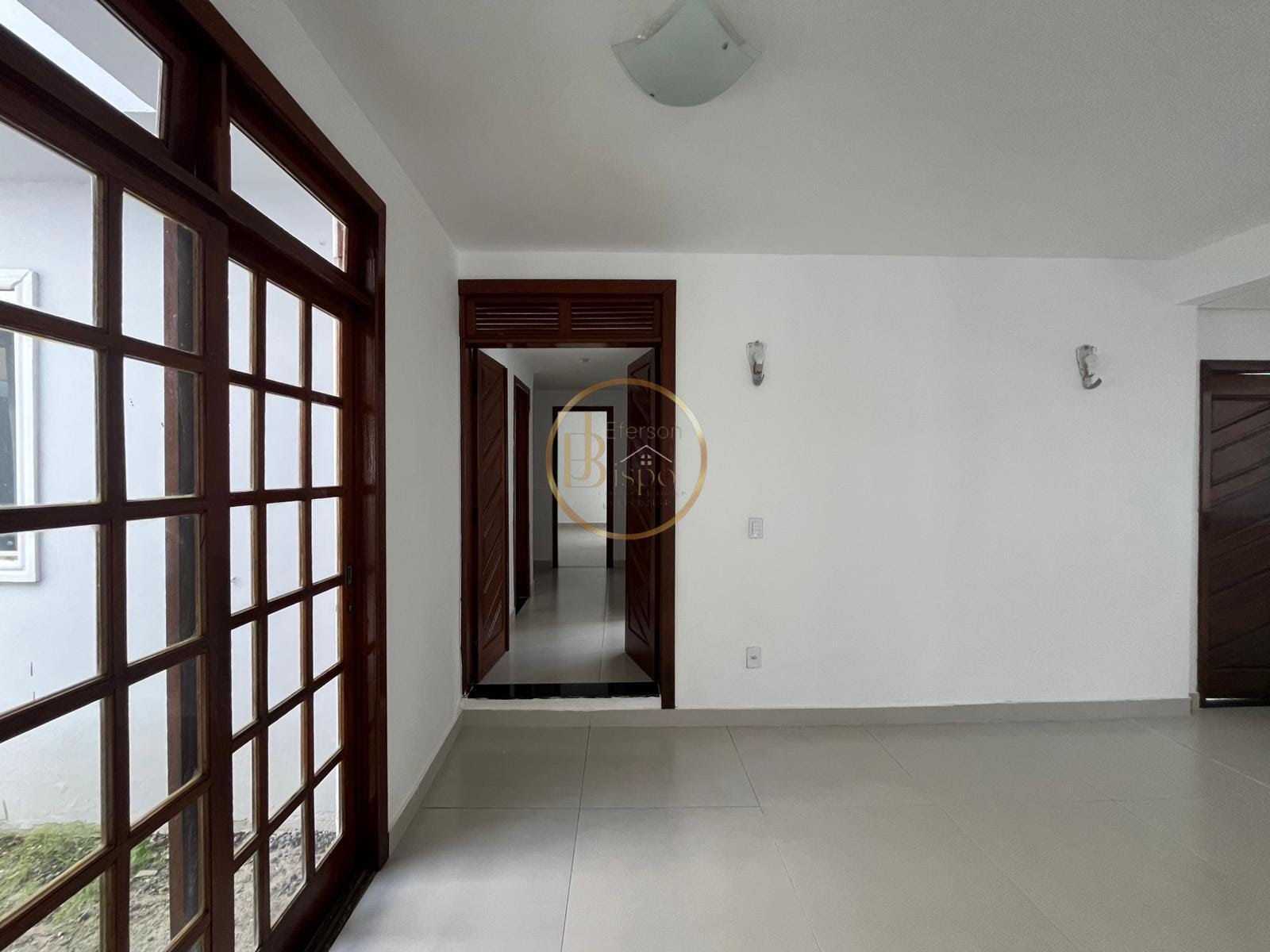 Casa à venda com 4 quartos, 2 suítes, 2 vagas e 210m² no Centro, Porto Seguro (BA) — foto 23 de 29