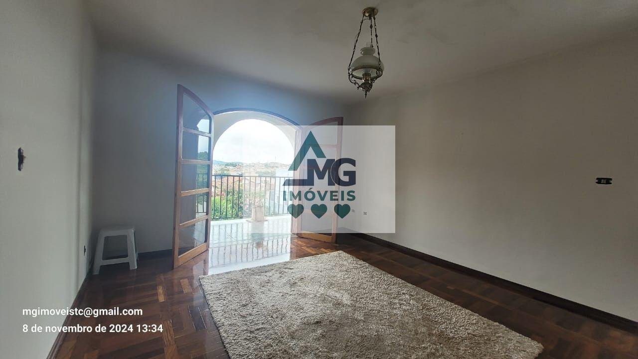 Casa à venda com 3 quartos, 3 suítes, 4 vagas e 800m² no Chácara das Rosas, Três Corações (MG) — foto 29 de 30