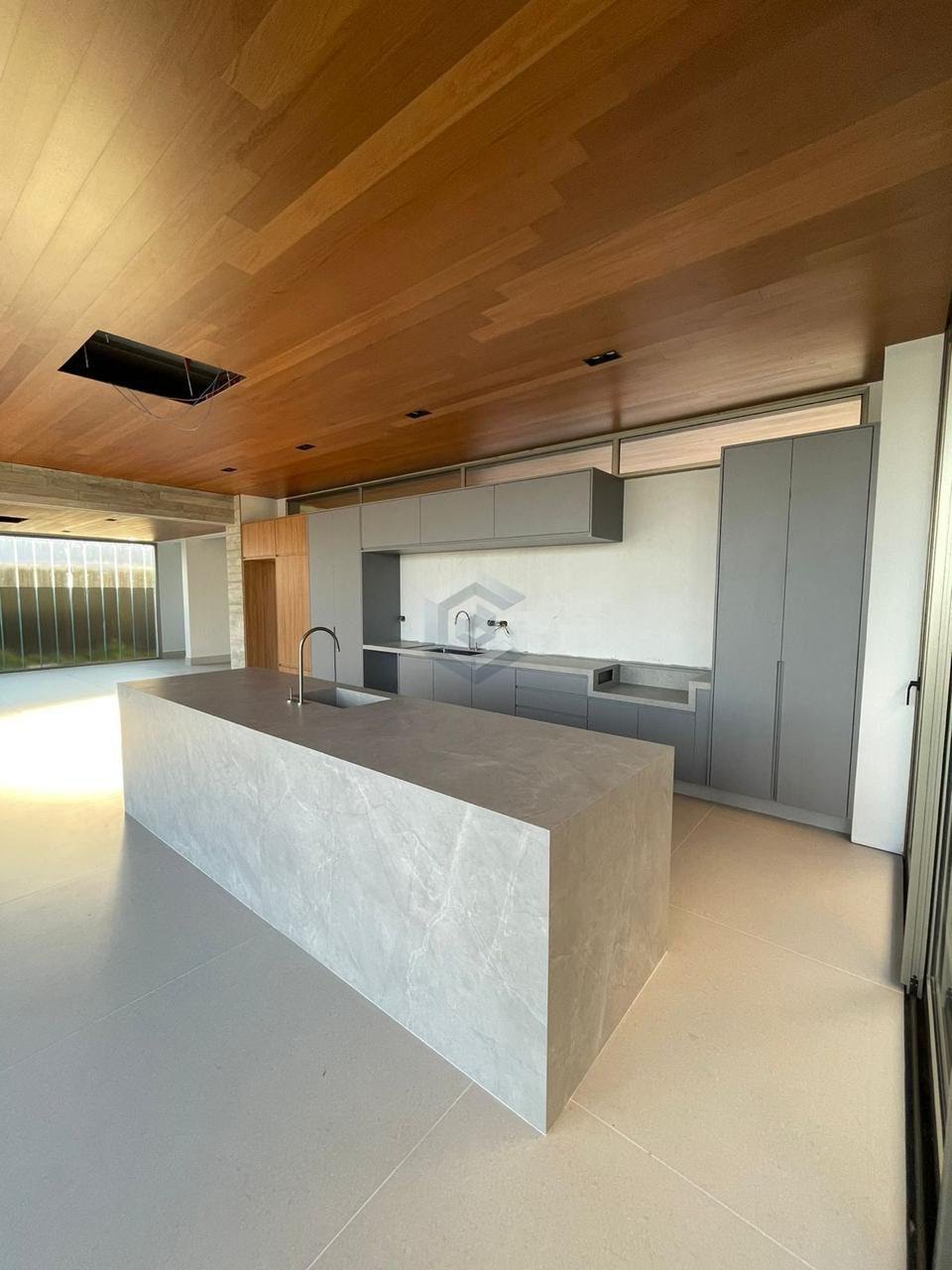 Casa à venda com 4 quartos, 4 suítes, 6 vagas e 380m² no Alphaville Nova Esplanada 2, Votorantim (SP) — foto 9 de 30
