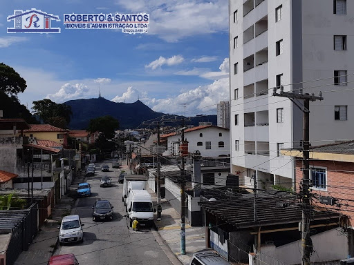 bem localizado