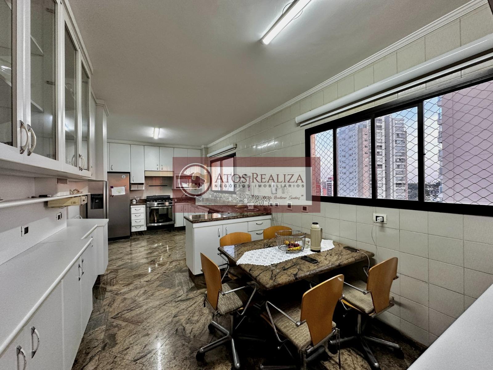 Apartamento à venda com 4 quartos, 2 suítes, 3 vagas e 274m² no Vila Alexandria, São Paulo (SP) — foto 16 de 30