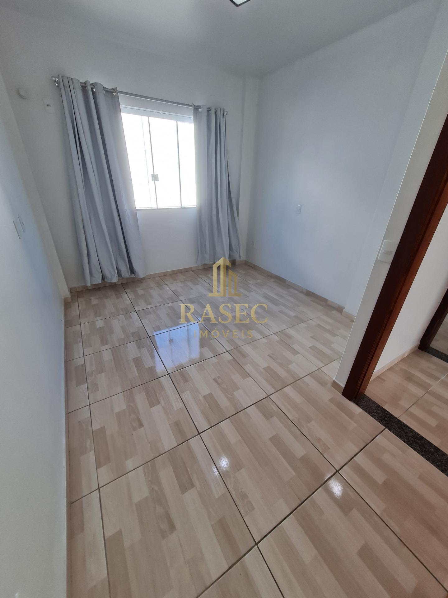 Apartamento para alugar com 2 quartos, 1 suíte, 1 vaga e 70m² no Centro II, Brusque (SC) — foto 9 de 11