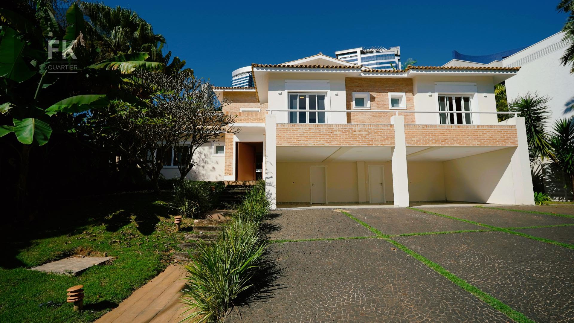 Casa à venda com 4 quartos, 4 suítes, 4 vagas e 360m² no Alphaville Conde II, Barueri (SP) — foto 2 de 30