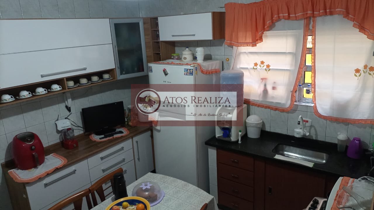 Casa à venda com 4 quartos, 3 banheiros, 2 vagas e 125m² no Balneário São José, São Paulo (SP) — foto 8 de 12