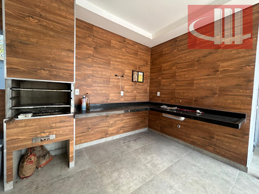 Sobrado com piscina para Locação em Caraguatatuba