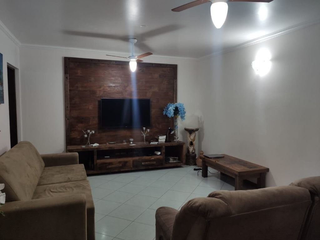 Casa à venda com 3 quartos, 3 suítes, 6 vagas e 293m² no Arujamérica, Arujá (SP) — foto 23 de 30