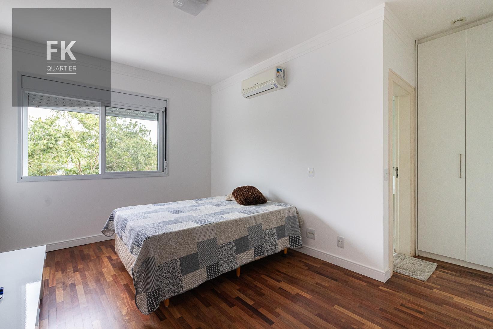 Casa à venda com 4 quartos, 4 suítes, 4 vagas e 435m² no Alphaville, Santana de Parnaíba (SP) — foto 29 de 30