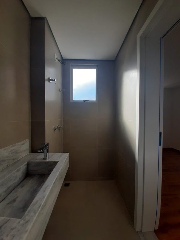 Cobertura à venda com 5 quartos, 3 suítes, 4 vagas e 304m² no Castelo, Belo Horizonte (MG) — foto 17 de 29