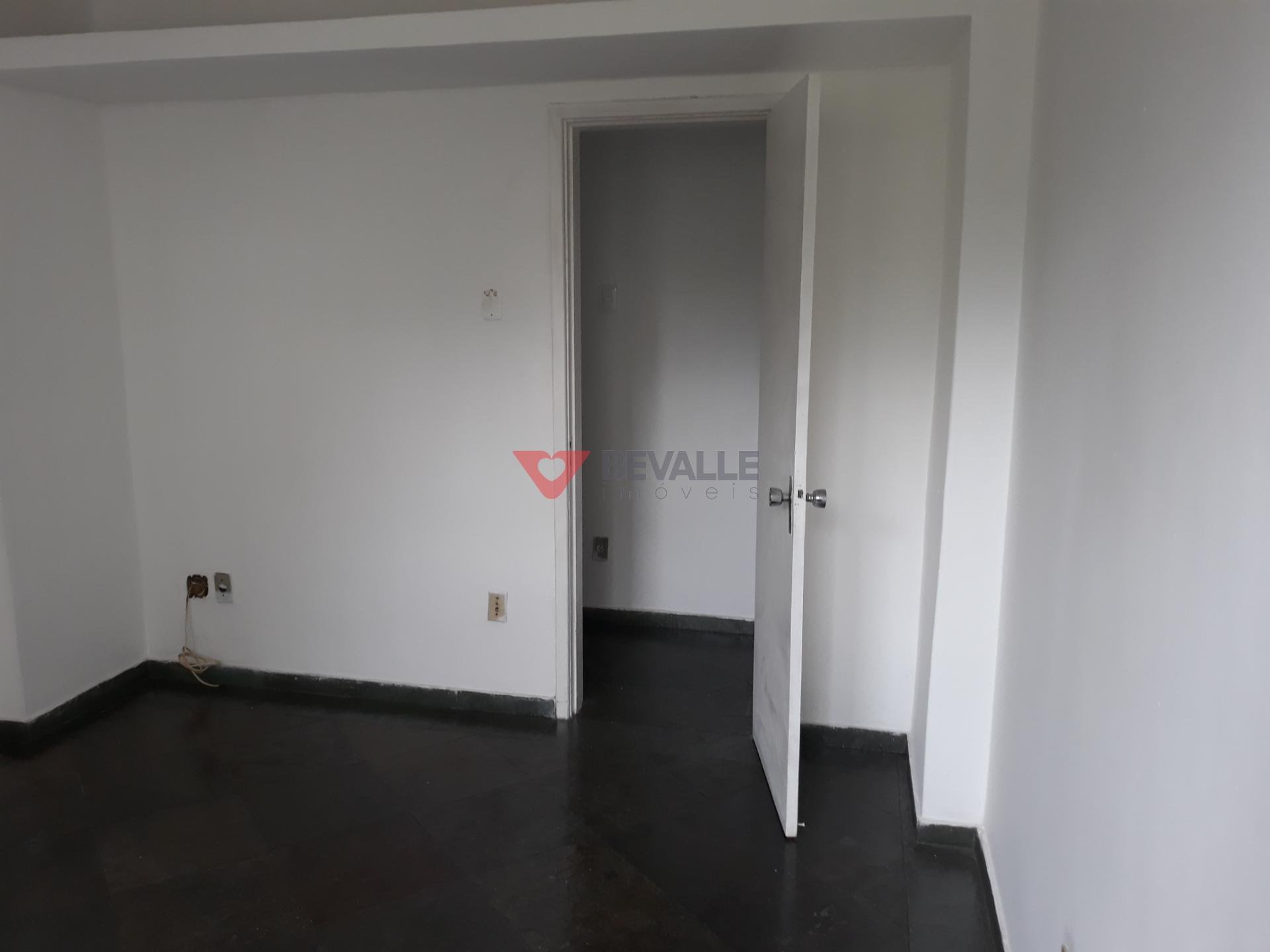 Apartamento à venda com 3 quartos, 2 banheiros e 148m² no Copacabana, Rio de Janeiro (RJ) — foto 22 de 30