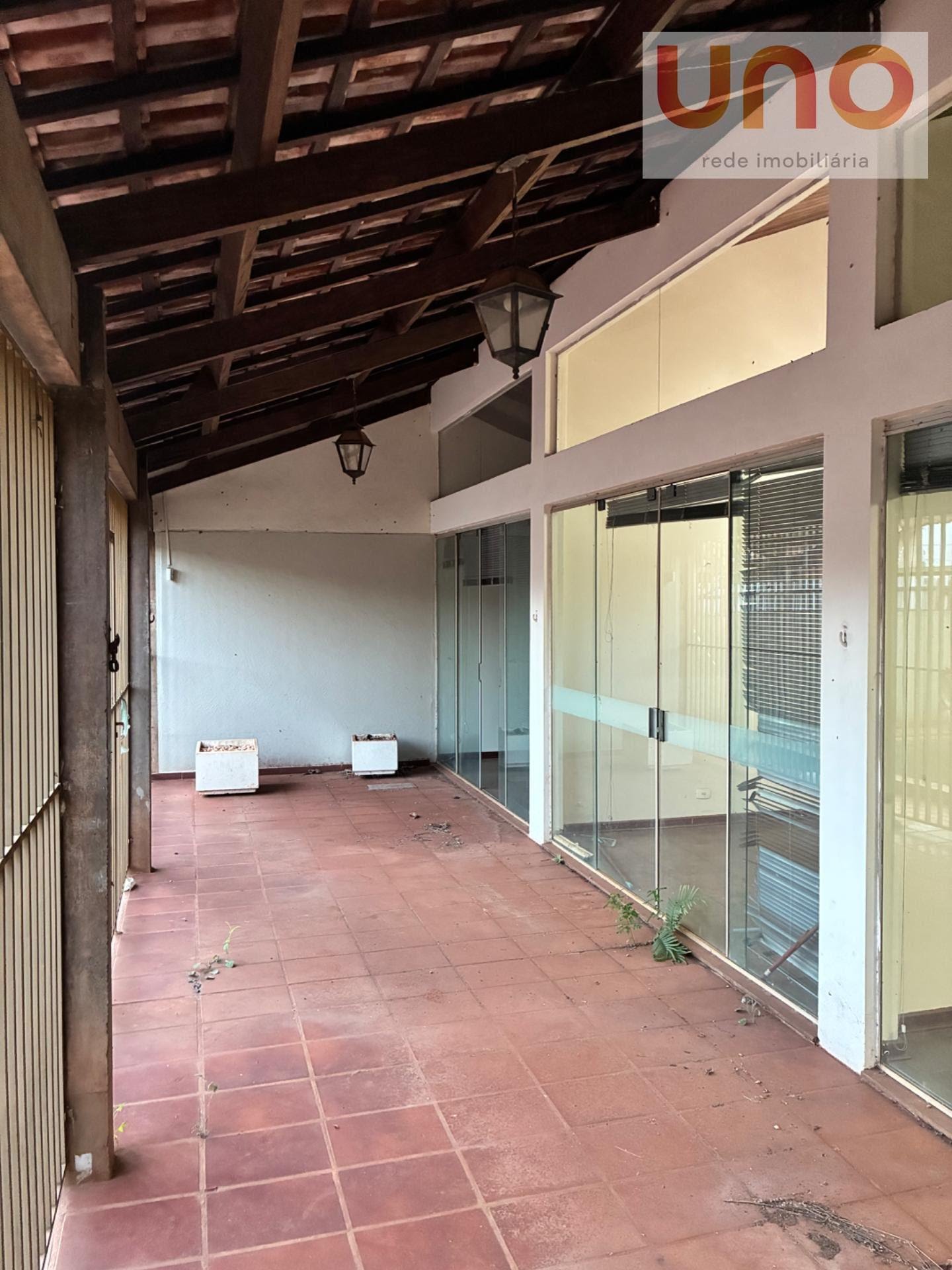 Comercial para alugar com 4 banheiros, 5 vagas e 380m² no Jardim dos Estados, Campo Grande (MS) — foto 22 de 30