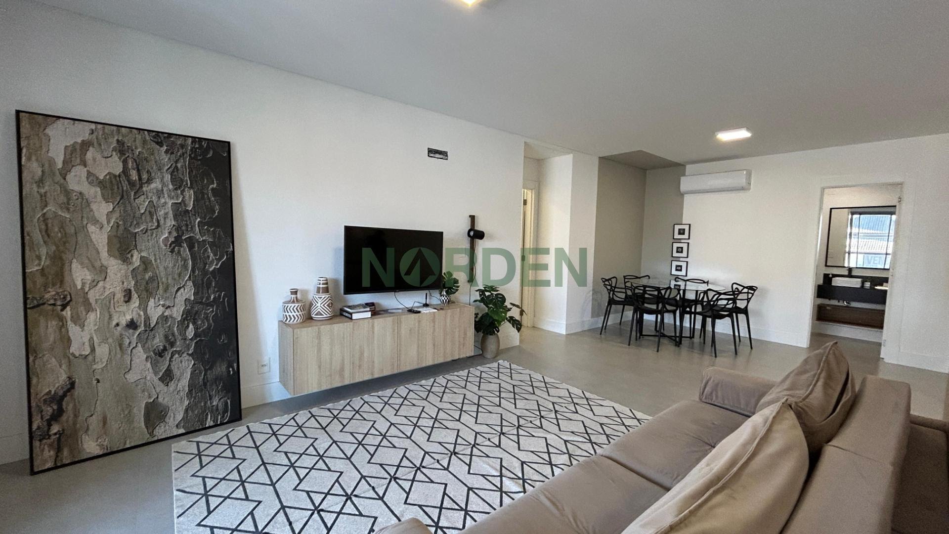 Apartamento de 116 m² com 3 quartos no Ângeli, Jurerê