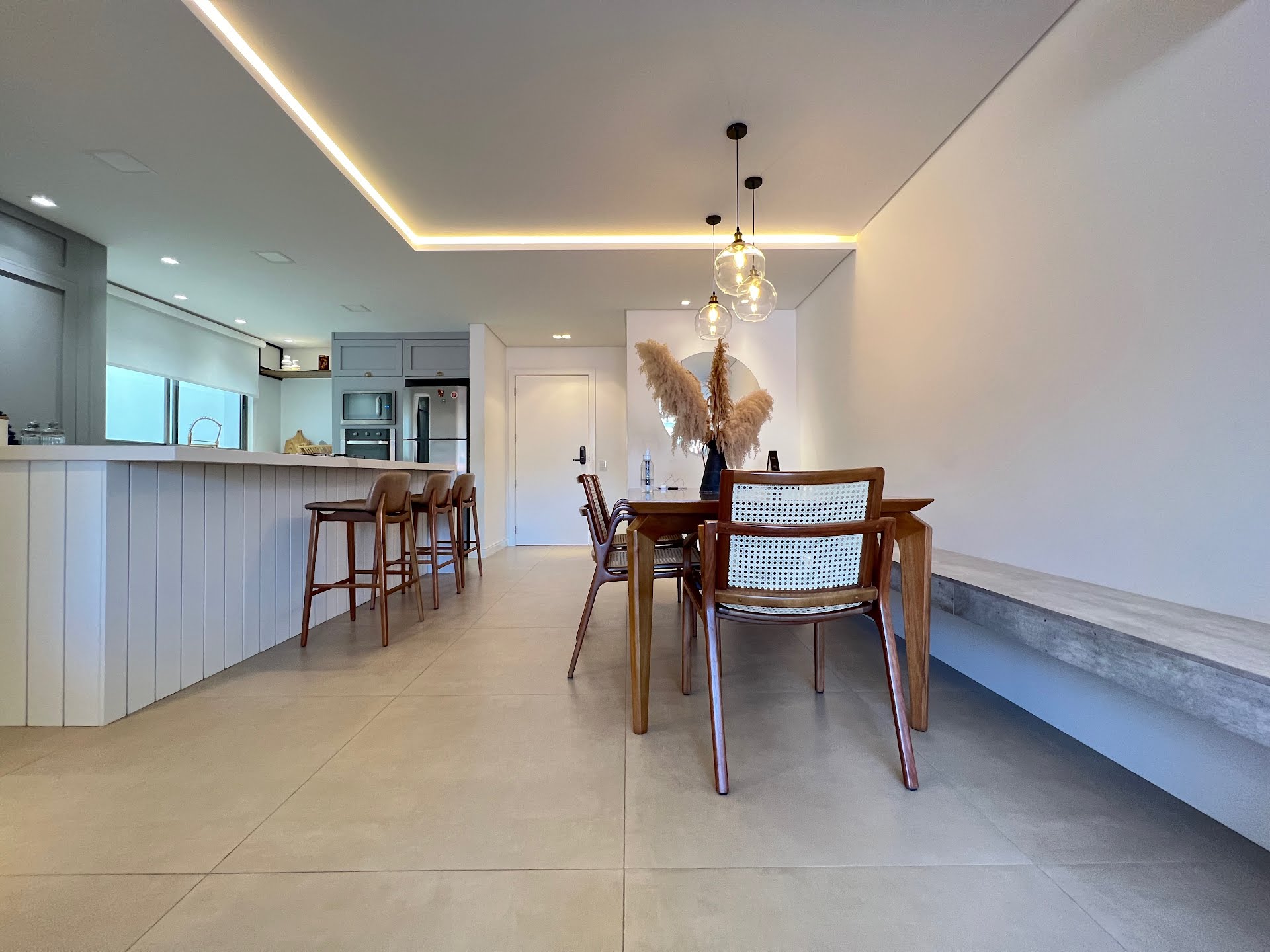 Apartamento à venda com 2 suítes, 1 vaga e 100m² no Jurerê, Florianópolis (SC) — foto 13 de 26