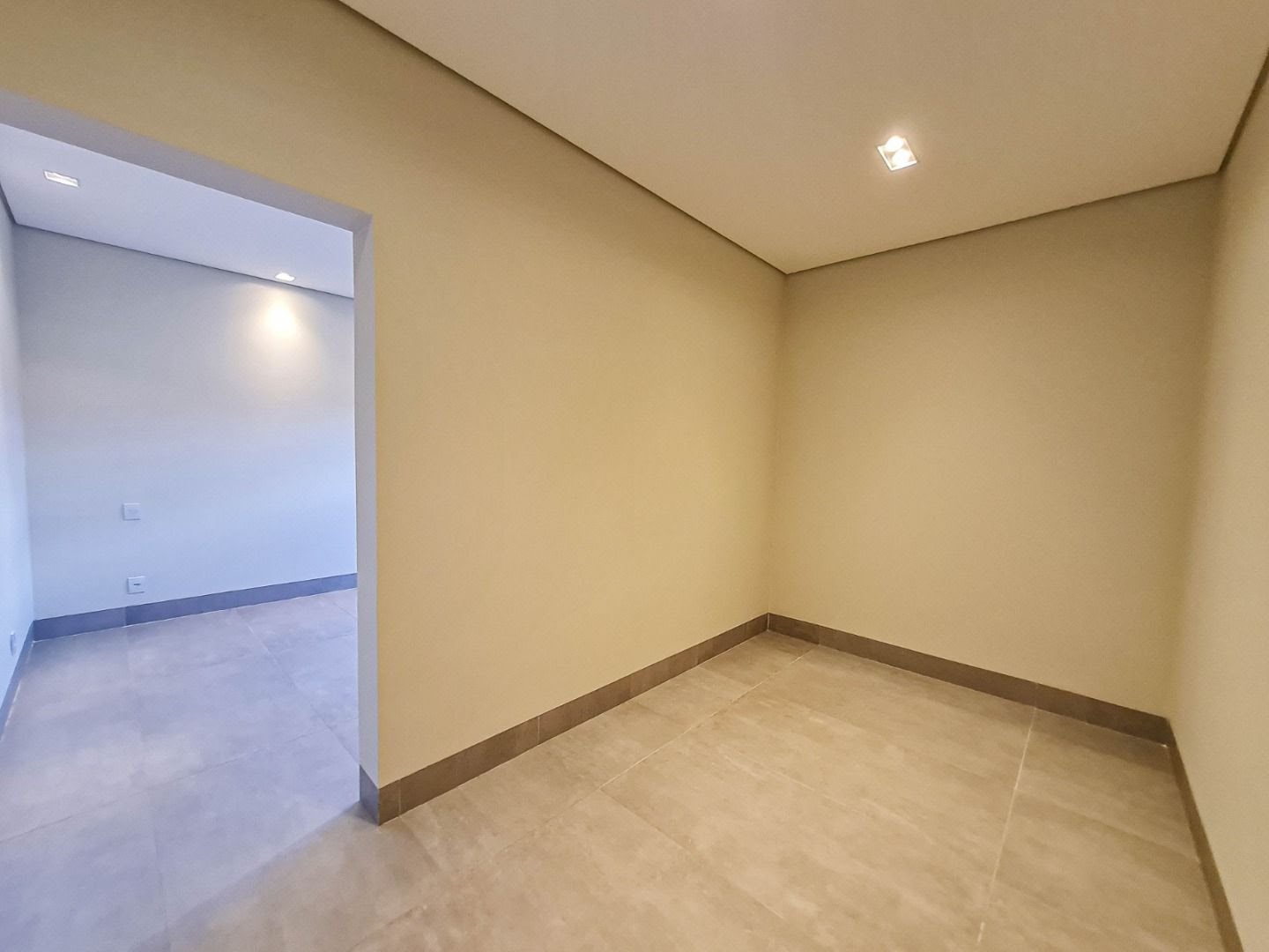 Casa à venda com 3 quartos, 3 suítes, 4 vagas e 204m² no Residencial Alto do Castelo, Ribeirão Preto (SP) — foto 11 de 20