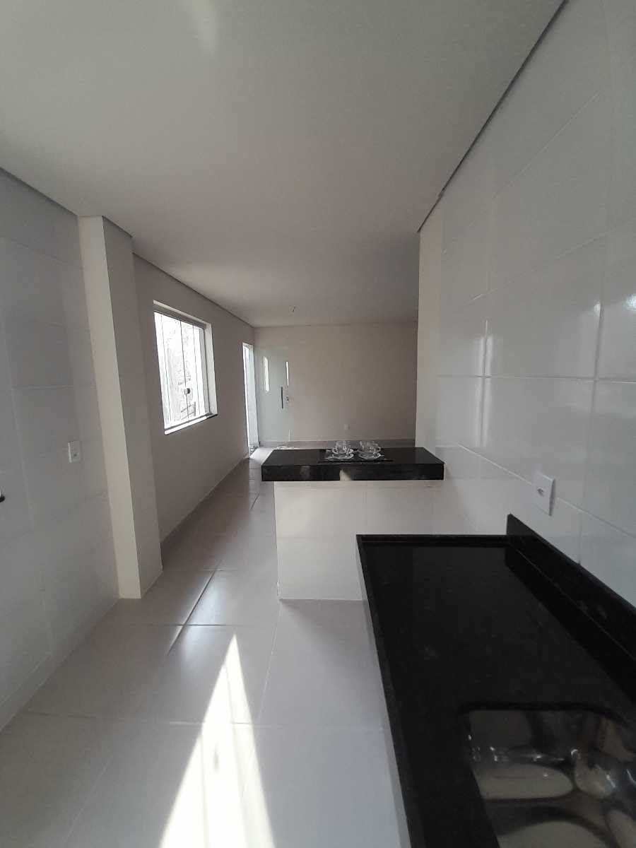 Casa à venda com 3 quartos, 1 suíte, 2 vagas e 110m² no Sao Joao Batista (venda Nova), Belo Horizonte (MG) — foto 8 de 18