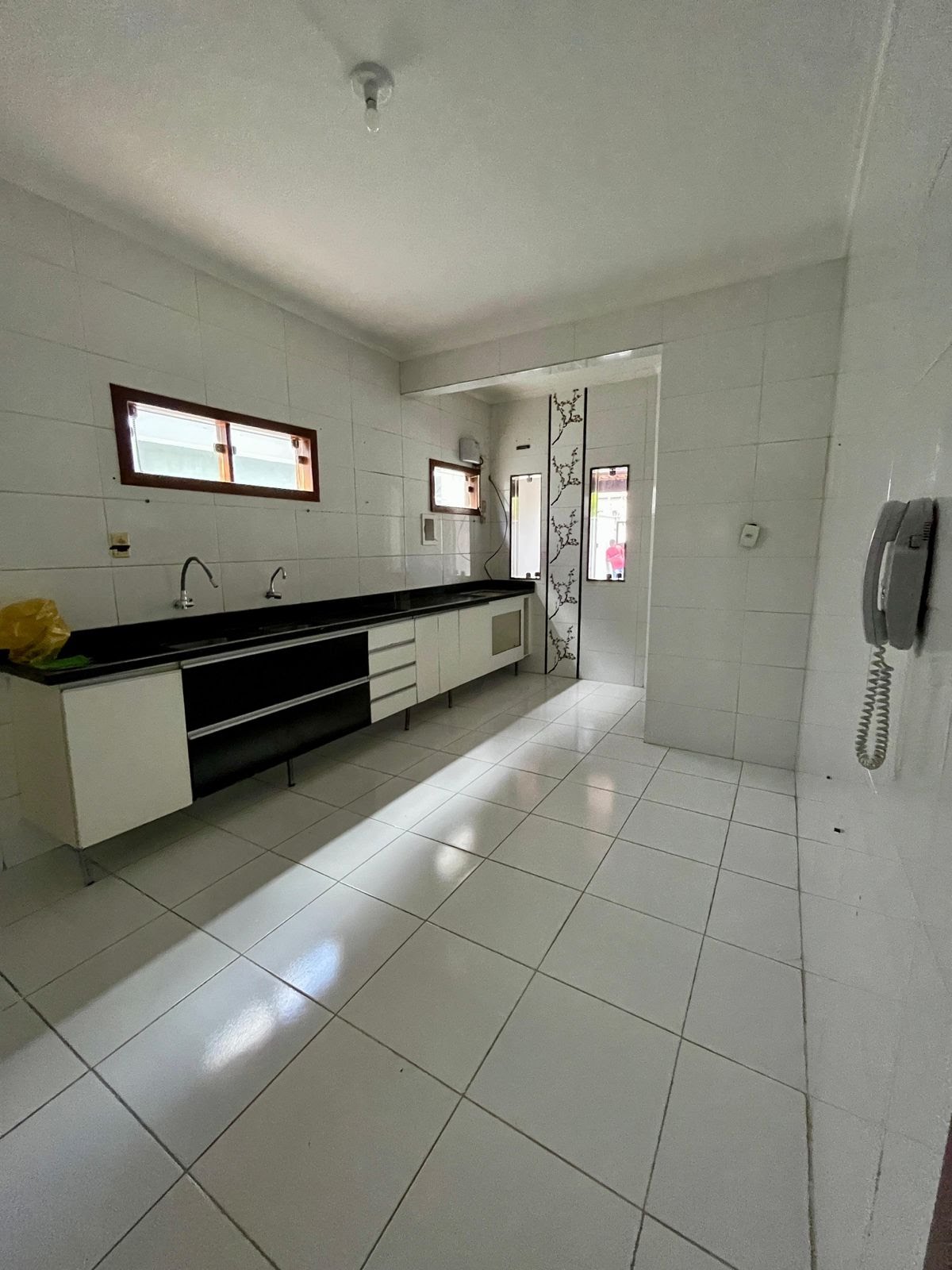 Casa à venda com 4 quartos, 2 suítes, 3 vagas e 300m² no Santa Mônica, Feira de Santana (BA) — foto 19 de 20