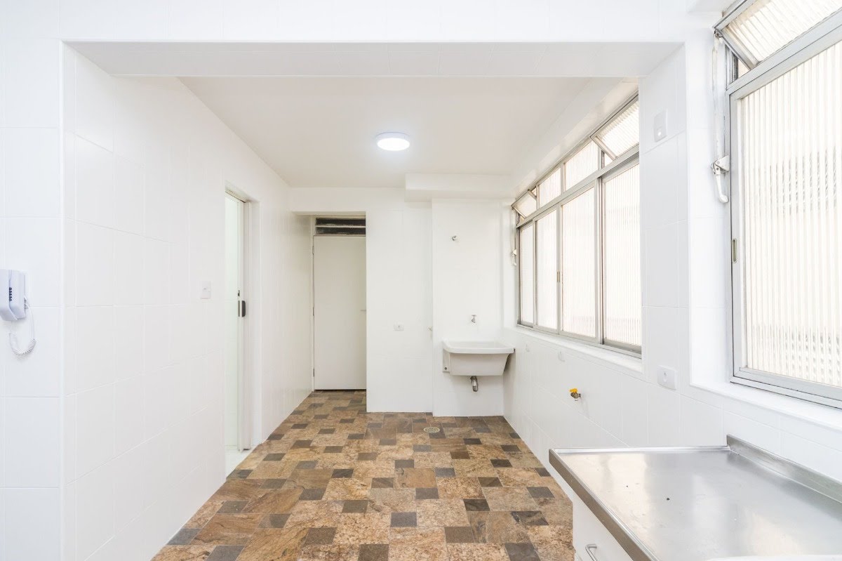 Apartamento à venda com 3 quartos, 1 suíte, 1 vaga e 145m² no Itaim Bibi, São Paulo (SP) — foto 27 de 30