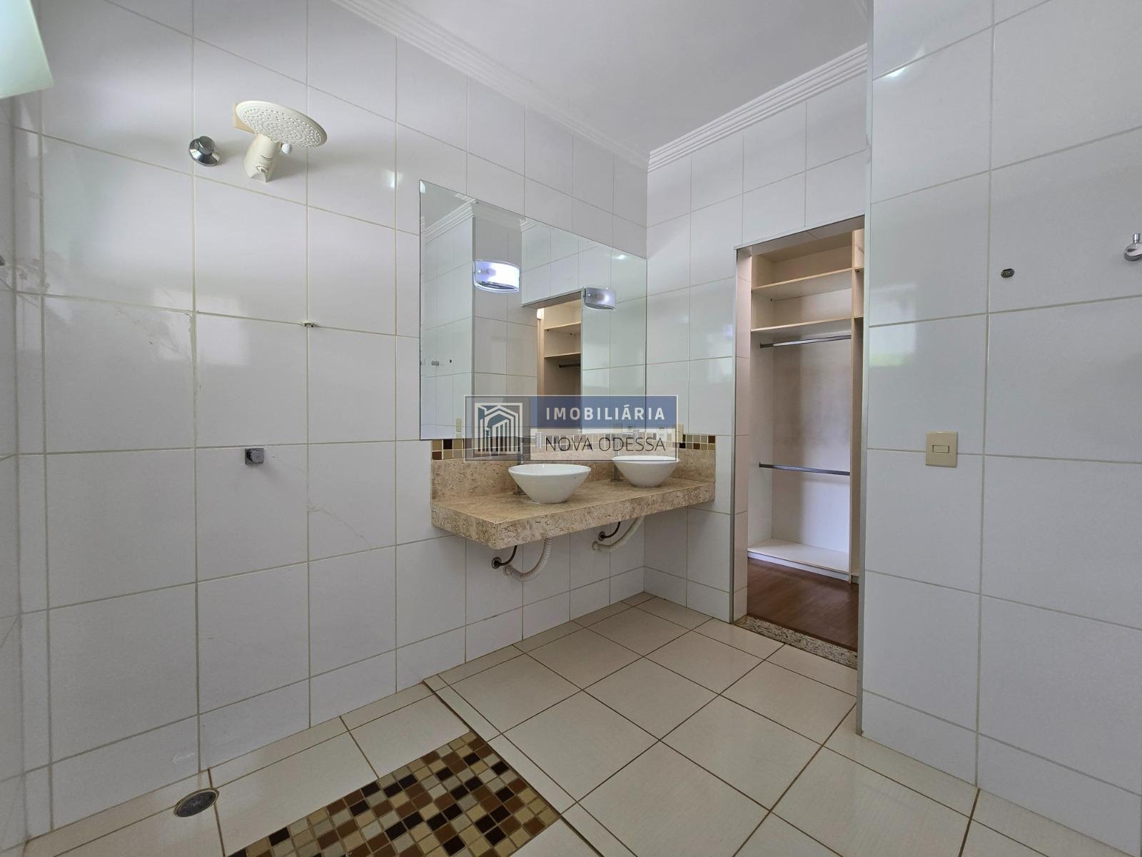 Casa à venda com 4 quartos, 1 suíte, 2 vagas e 220m² no Jardim Primavera, Nova Odessa (SP) — foto 12 de 24