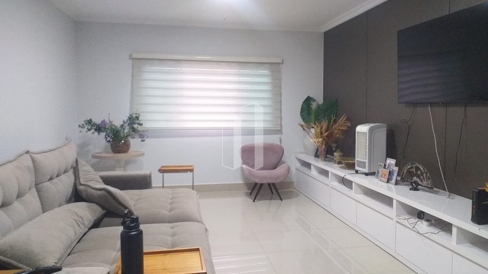 Casa à venda com 4 quartos, 4 suítes, 4 vagas e 400m² no Residencial Granville, Goiânia (GO) — foto 7 de 18