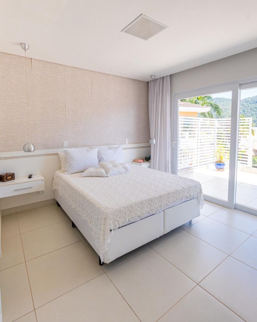 Casa à venda com 5 quartos, 5 banheiros, 6 vagas e 450m² no Santa Rita, Ubatuba (SP) — foto 16 de 21