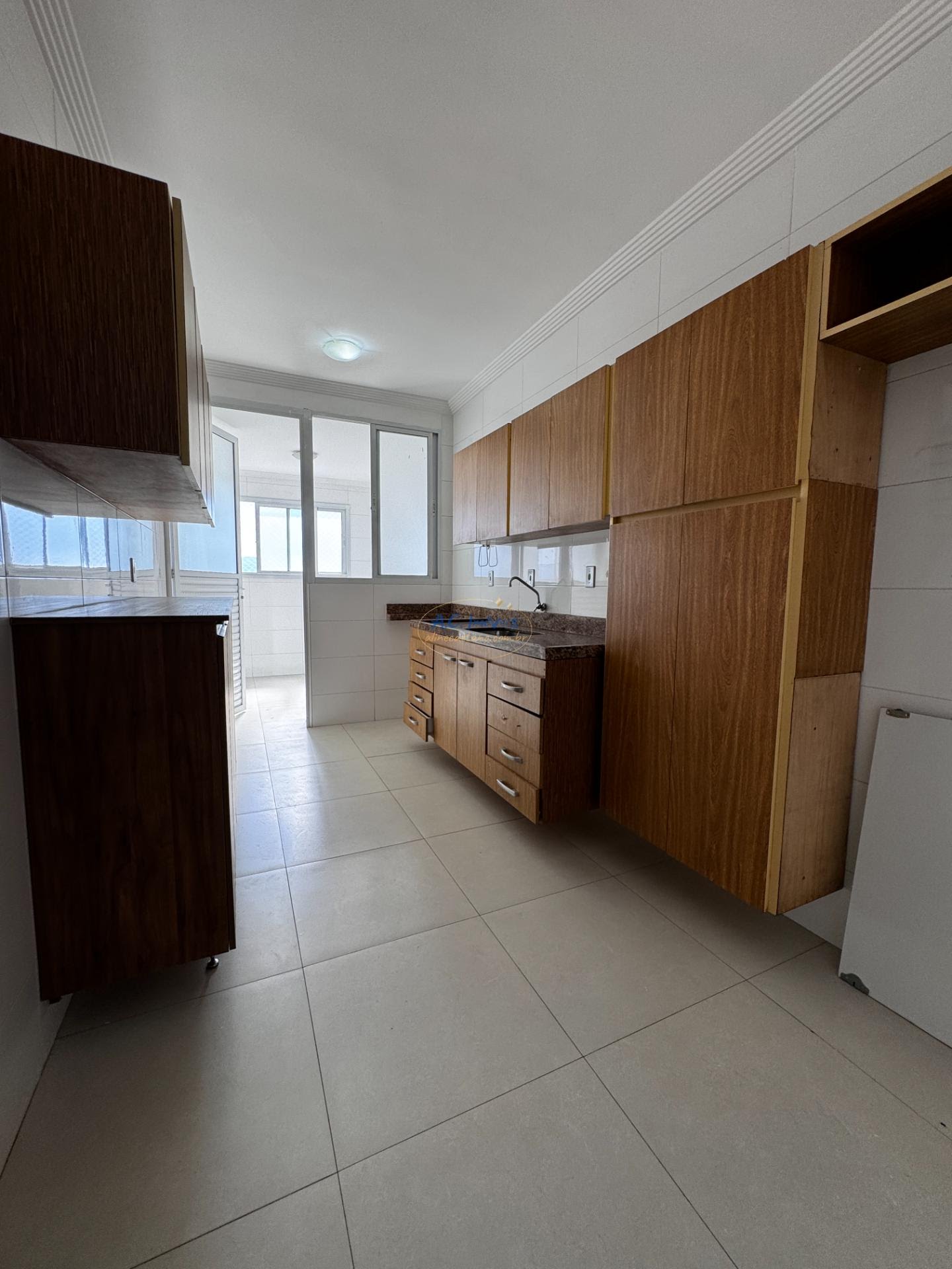 Apartamento à venda com 3 quartos, 2 suítes, 3 vagas e 132m² no Guilhermina, Praia Grande (SP) — foto 10 de 30