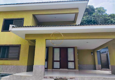 Casa 4 Suítes para Alugar em Campinho, Porto Seguro – 400m²