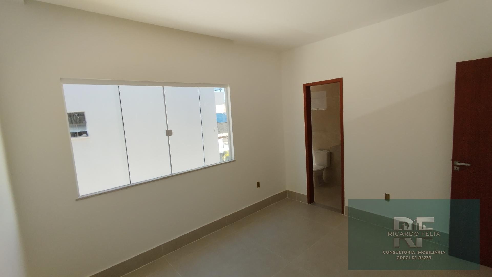 Casa à venda com 4 quartos, 4 suítes, 2 vagas e 180m² no Recreio, Rio das Ostras (RJ) — foto 19 de 27