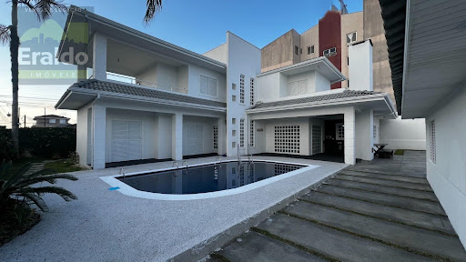 Sobrado em Balneário Ipanema - Pontal do Paraná, PR
