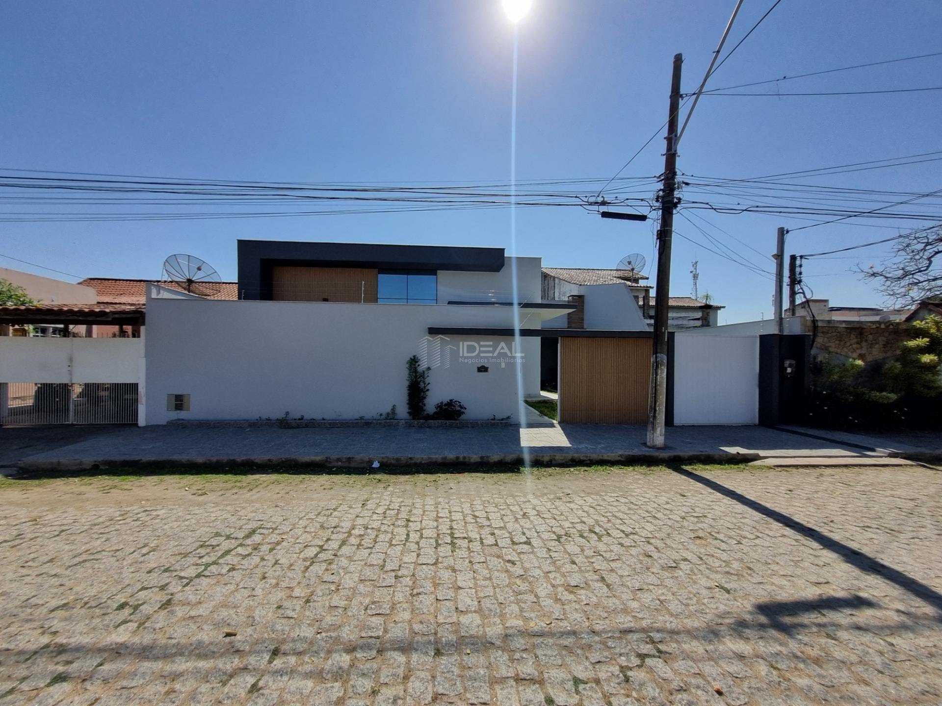 Casa à venda com 3 quartos, 1 suíte, 4 vagas e 134m² no Parque California, Campos dos Goytacazes (RJ) — foto 13 de 23