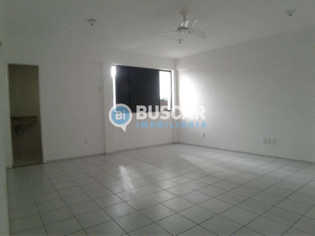 Comercial para alugar com 1 banheiro e 4 vagas no Ponto Central, Feira de Santana (BA) — foto 2 de 6