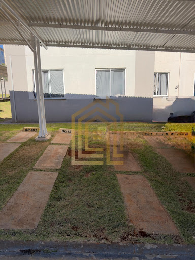 Apartamento no Florais, Cascavel: 2 Dormitórios e 50m²