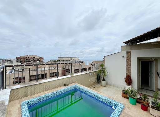Piscina - Lyon - Trinità