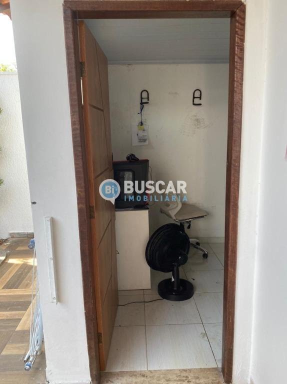Casa à venda com 2 quartos, 2 suítes, 1 vaga e 265m² no Tomba, Feira de Santana (BA) — foto 2 de 30