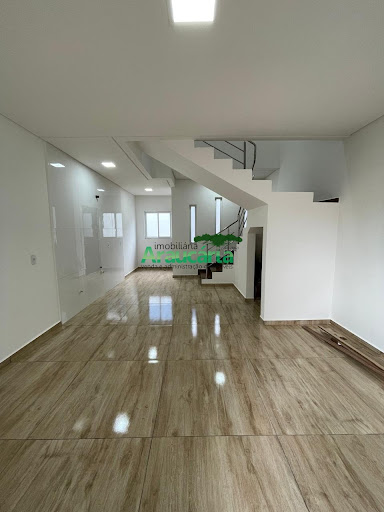 Sala e cozinha em conceito aberto