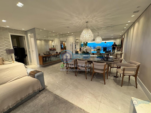 Venda Porteira Fechada: Lindo apartamento no Cidade Maia com 154m2