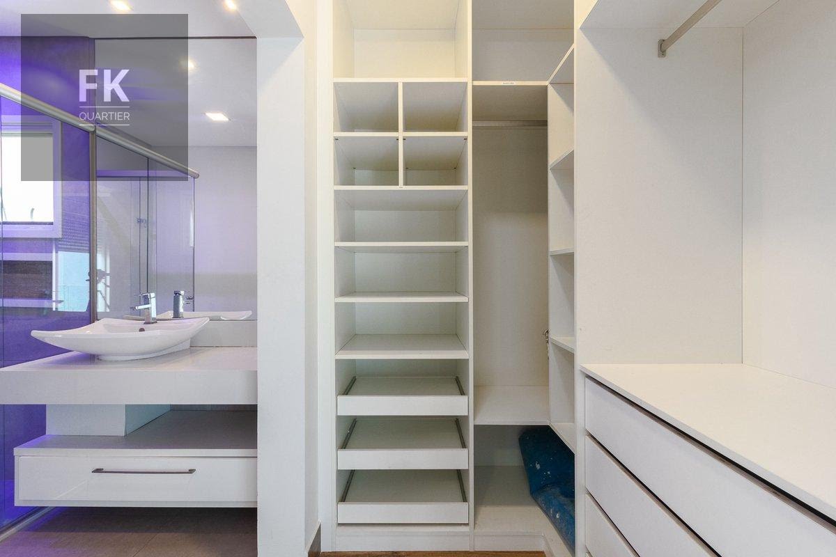 Casa à venda com 4 quartos, 4 suítes, 6 vagas e 430m² no Alphaville, Santana de Parnaíba (SP) — foto 26 de 30